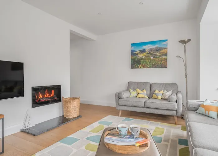 بيت للعطل Hedgehogs - Luxury Riverside In