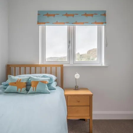 Hedgehogs - Luxury Riverside In